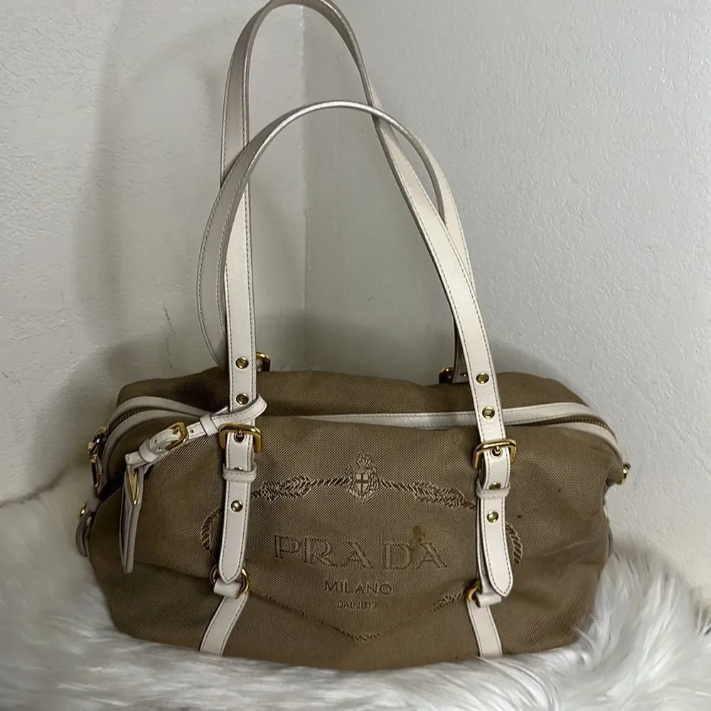 💯Authentic Prada Canapa Logo Handbag🍀